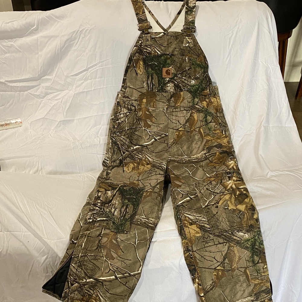 Carhartt camouflage youth size 10 insulated bib overalls